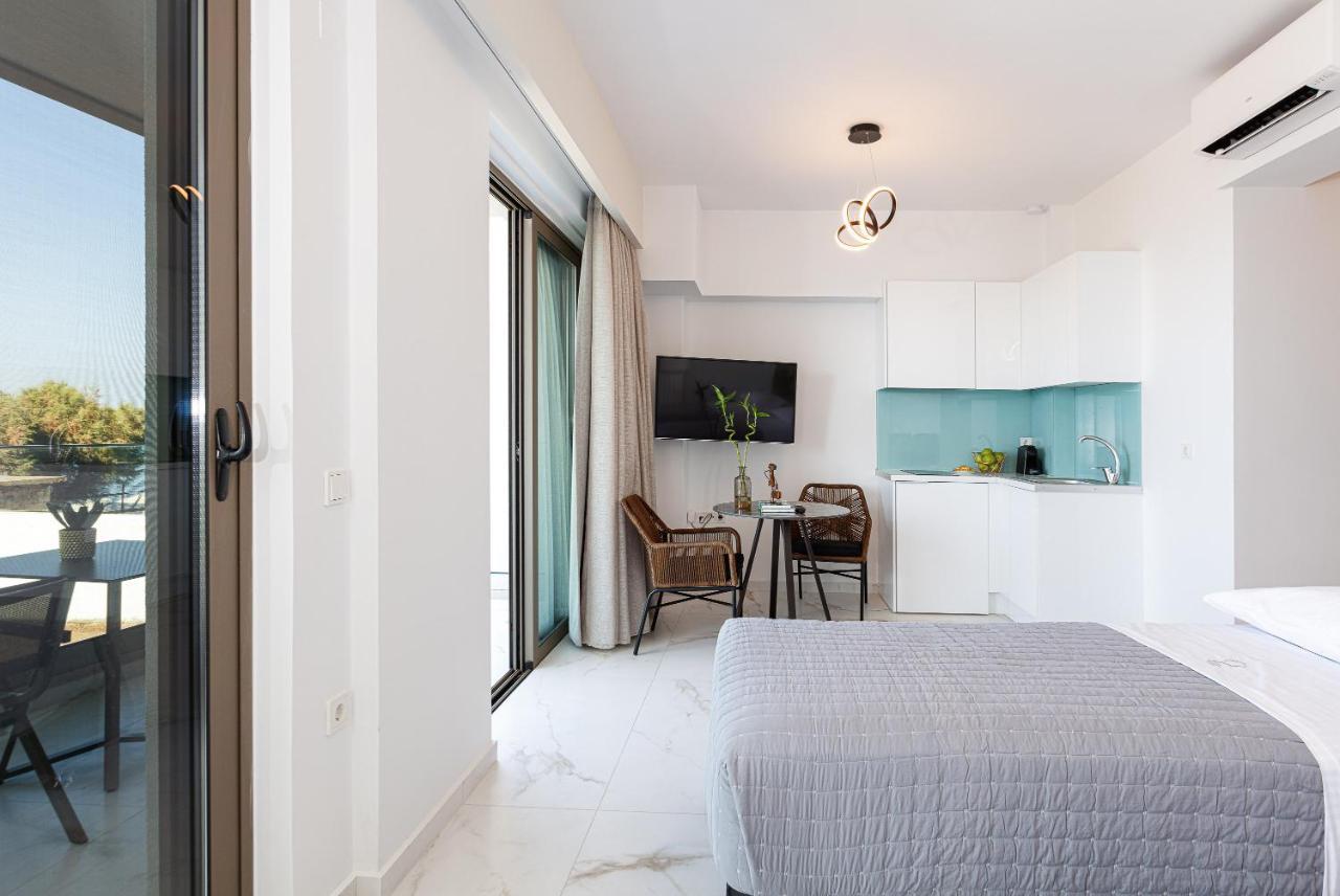 Deux Paradis, A Beachfront Retreat, By Thinkvilla 罗希姆诺 外观 照片
